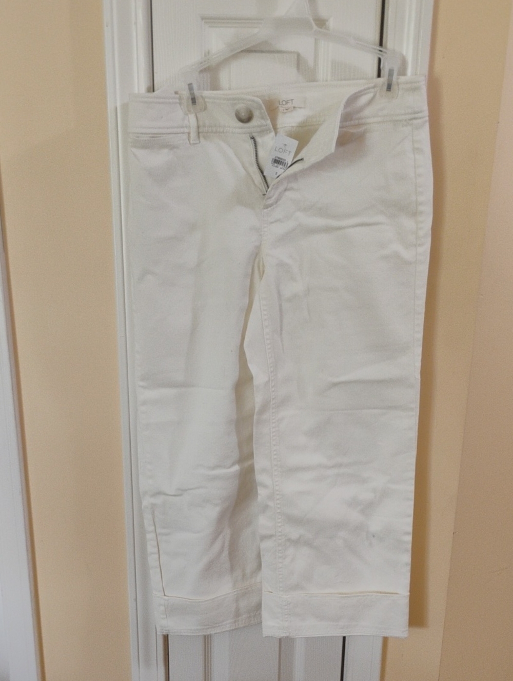 LOFT Off-White Cropped Straight-Leg Pants